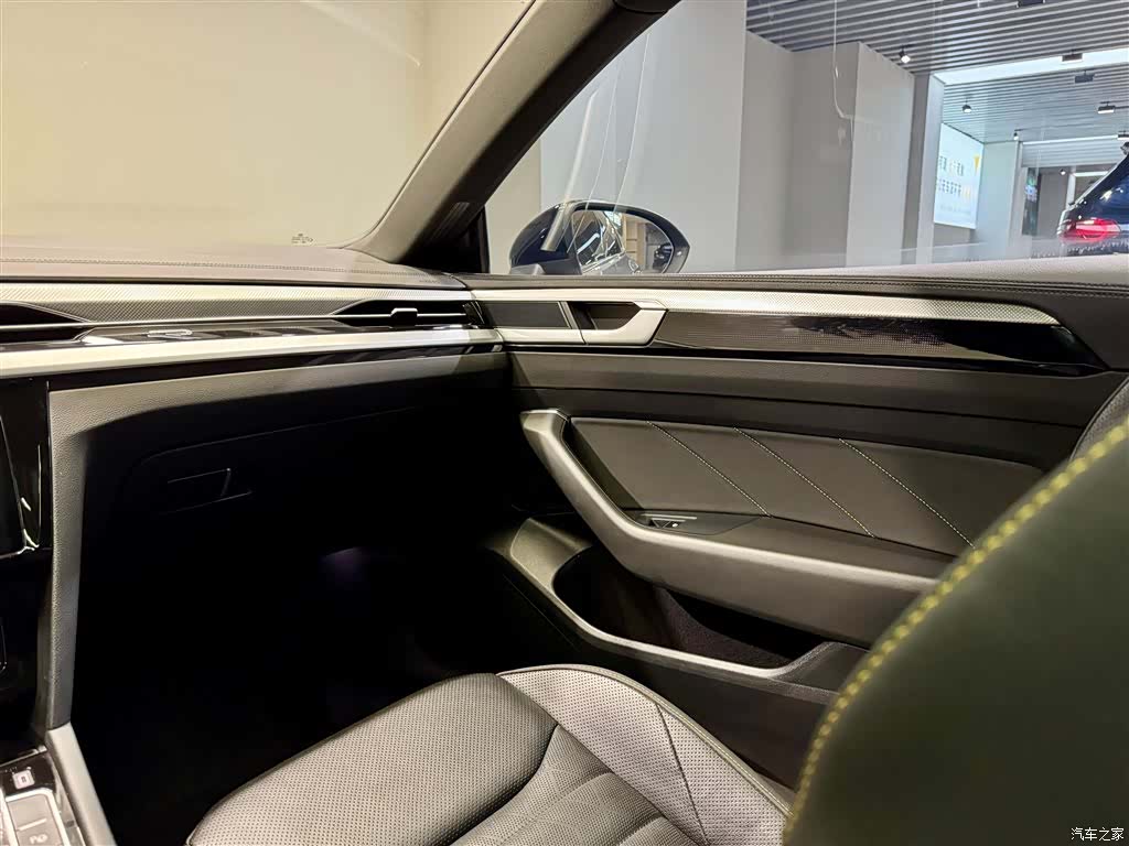 Volkswagen CC, 2024 29
