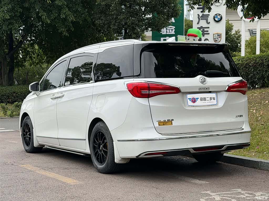 Buick GL8, 2019 4