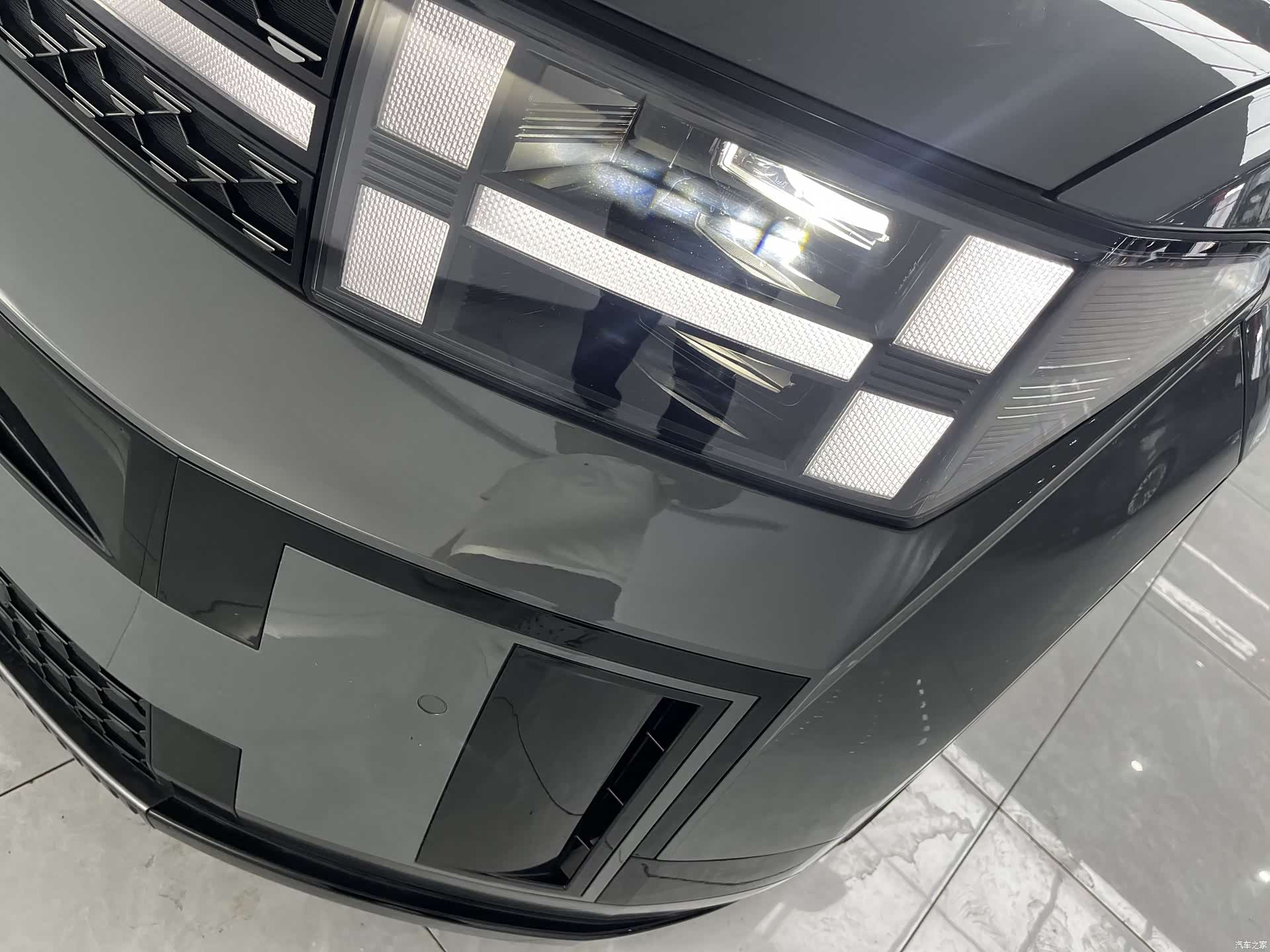 Hyundai Santa Fe, 2024 8