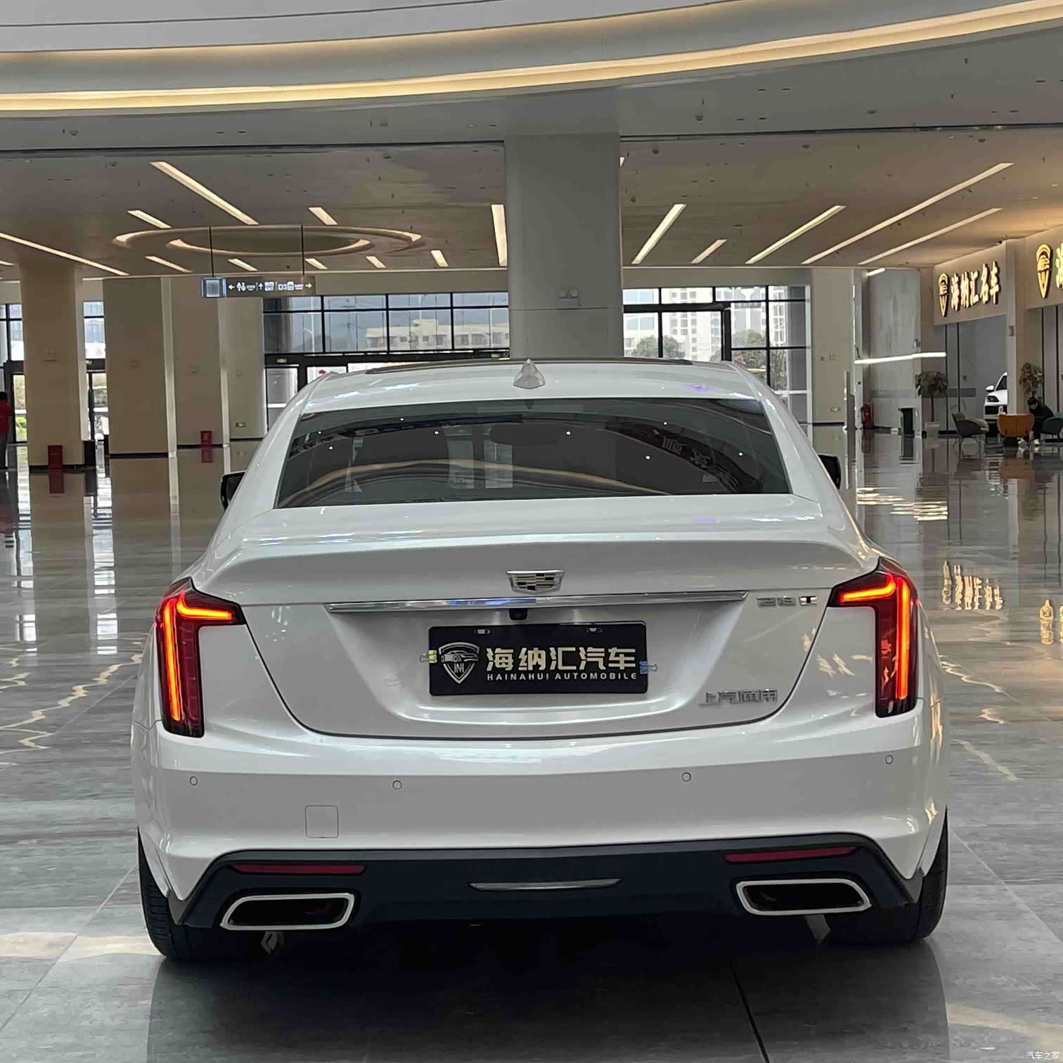 Cadillac CT5, 2024 все фото