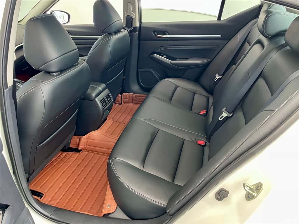 Nissan Teana, 2020 7