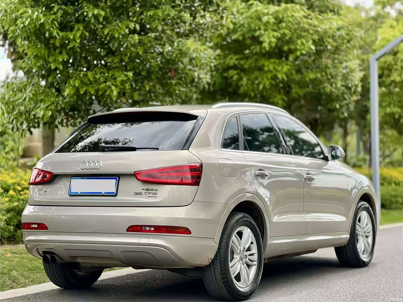 Audi Q3, 2015 9