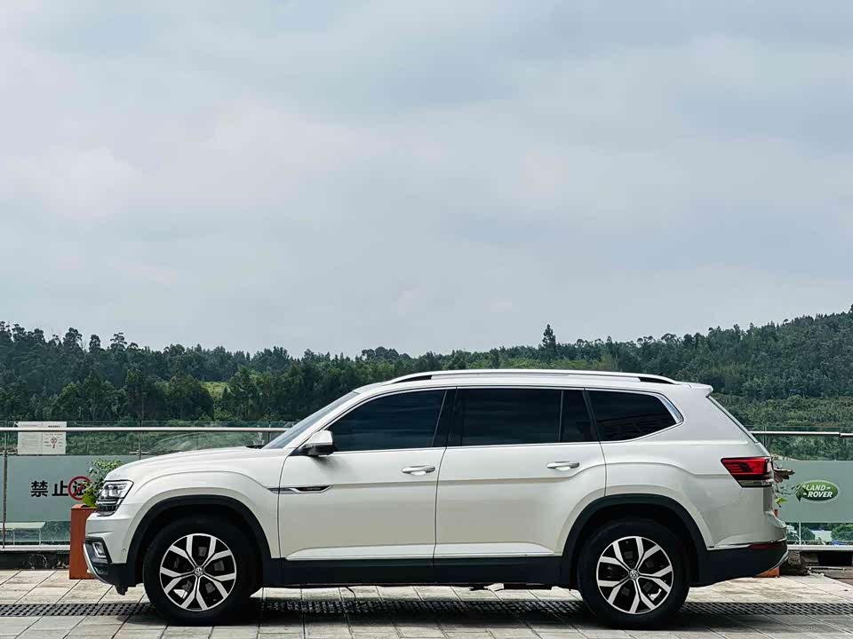 Volkswagen Tourang