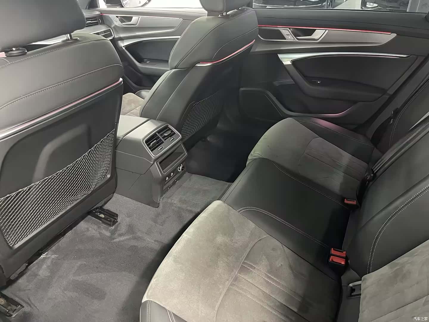 Audi A6L, 2024 13