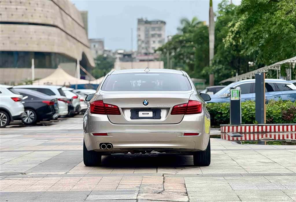 BMW 5 Series, 2016 3