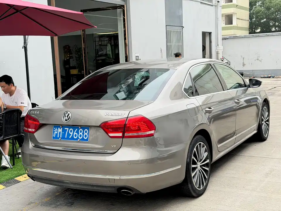 Volkswagen Passat