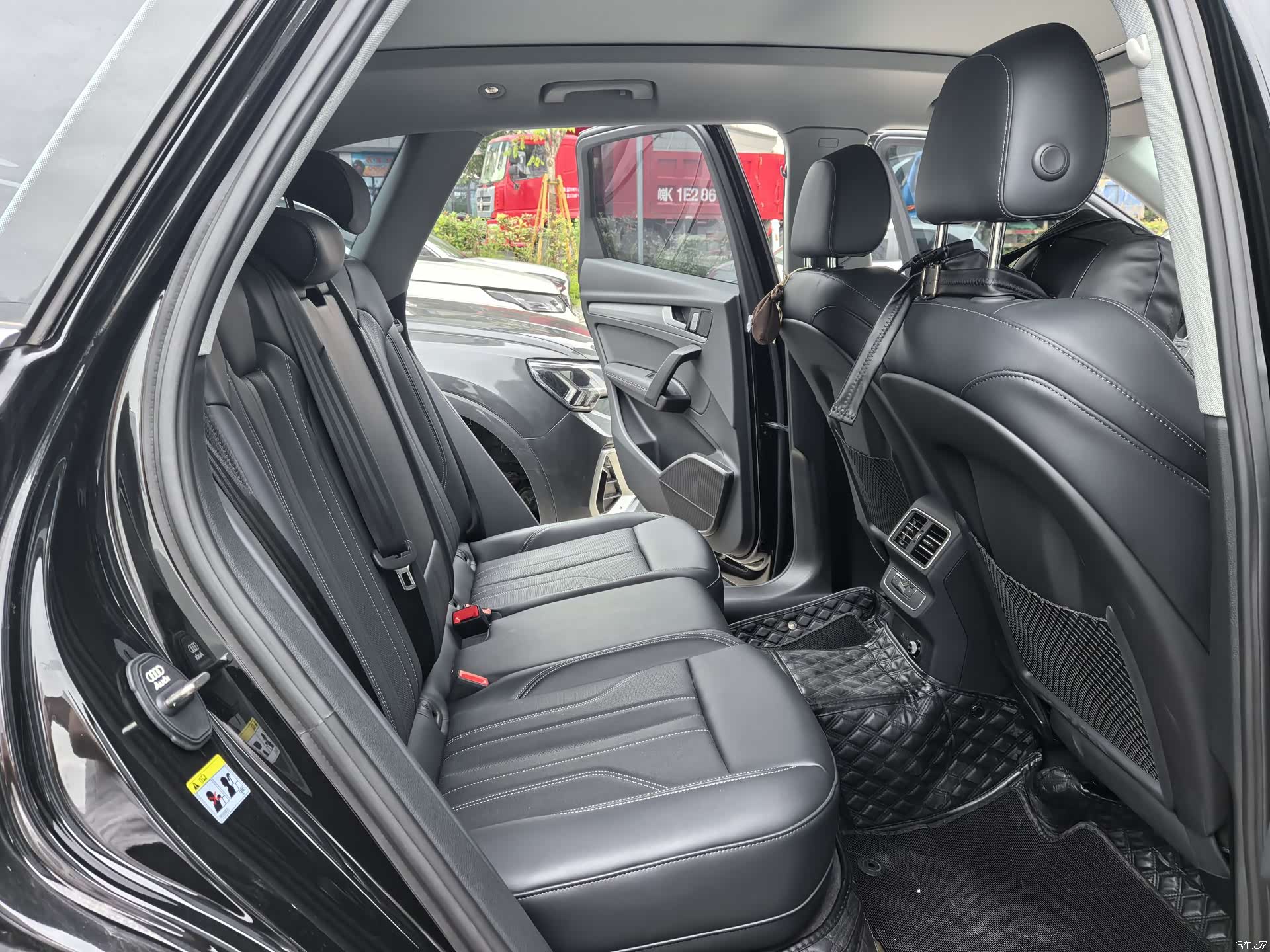 Audi Q5L, 2024 14