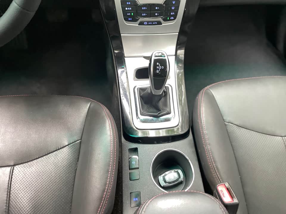 BYD e5 BYD e5