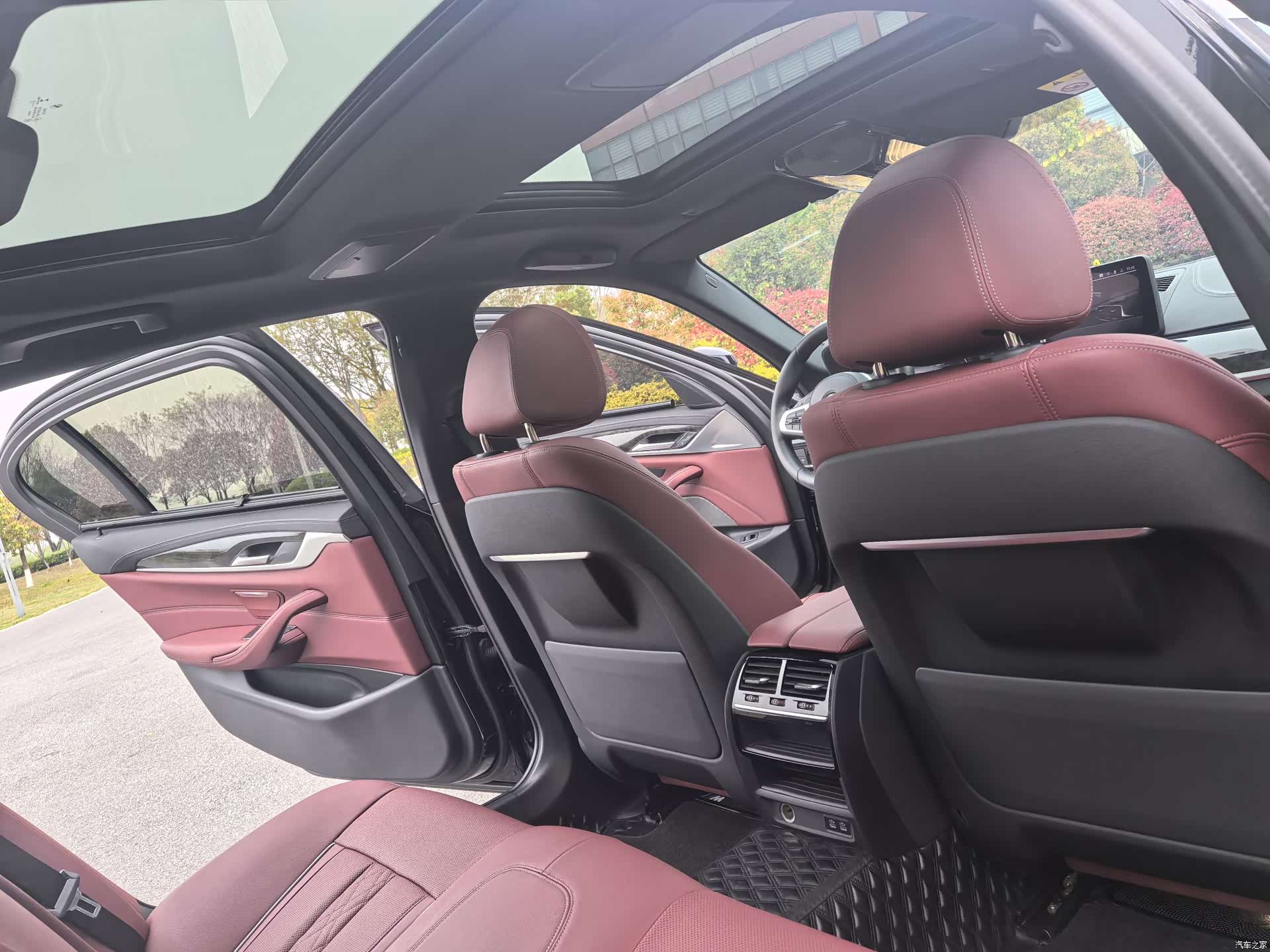 BMW 5 Series, 2022 14