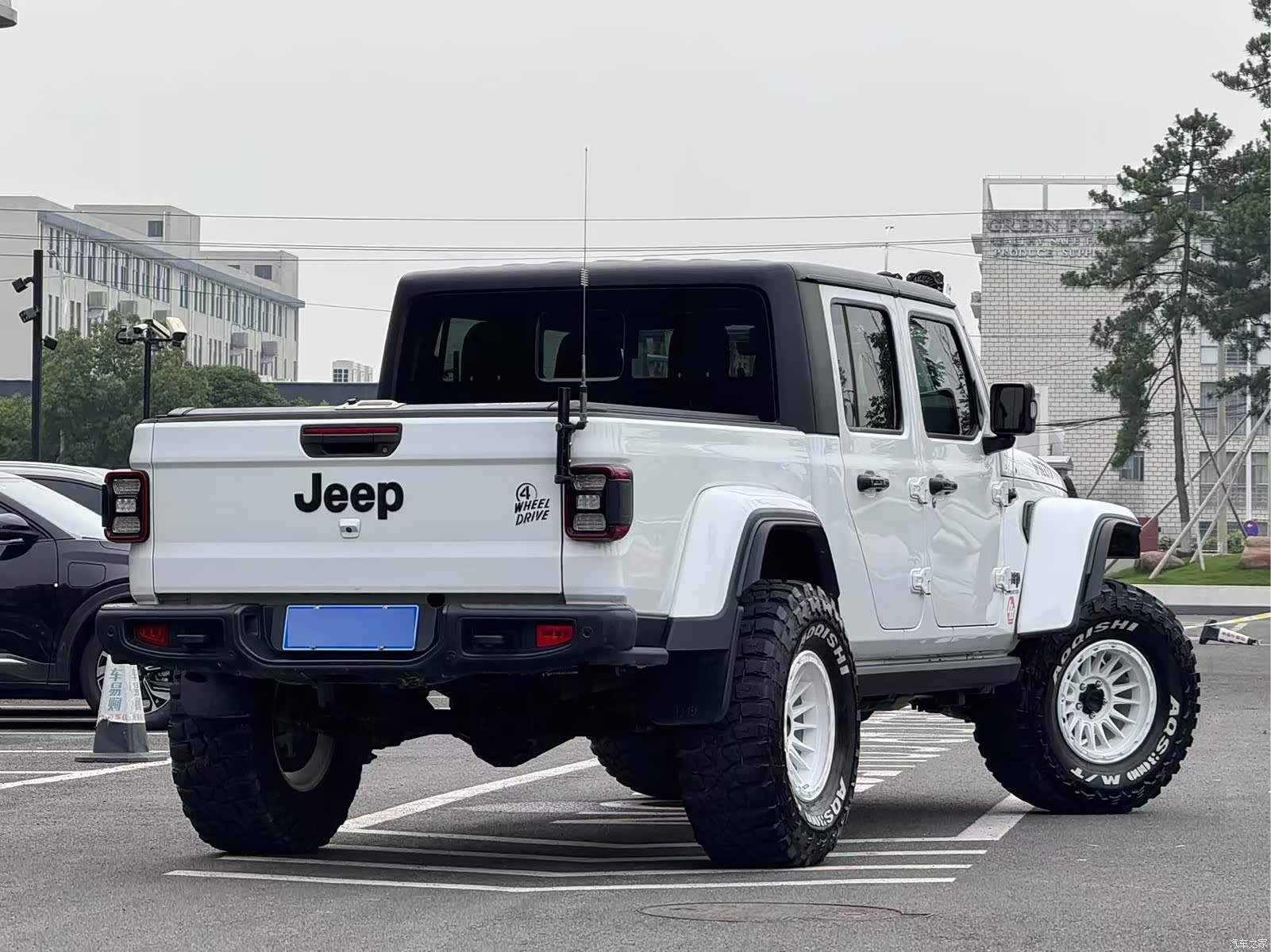 Jeep Gladiator, 2023 7