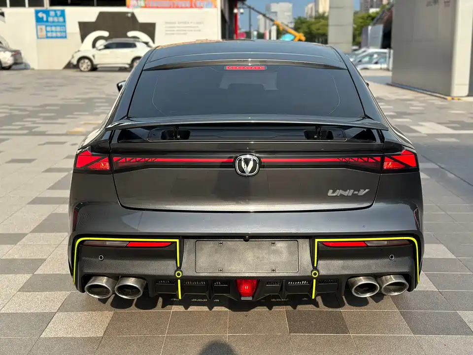 Changan UNI-V