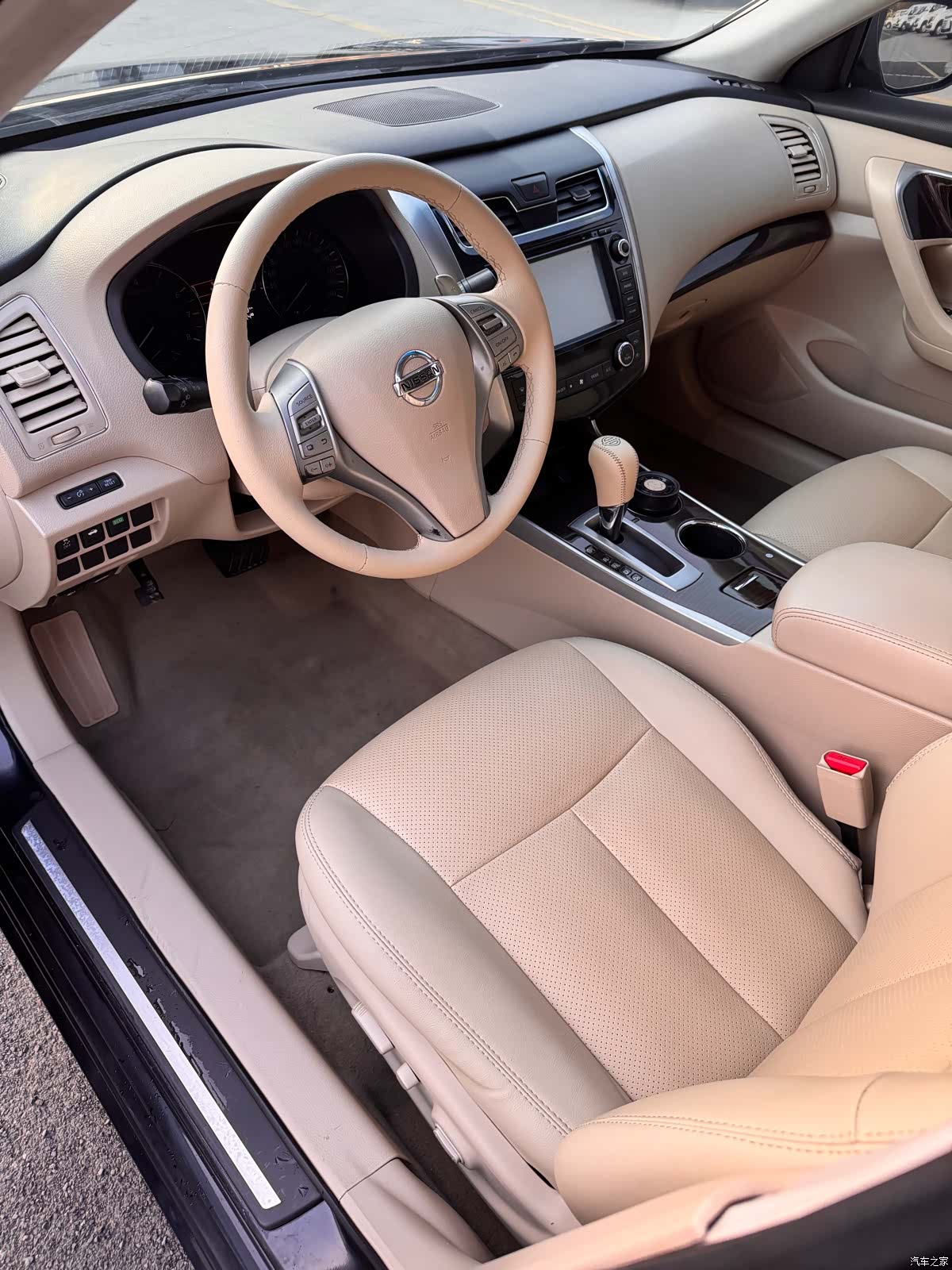 Nissan Teana, 2014 10