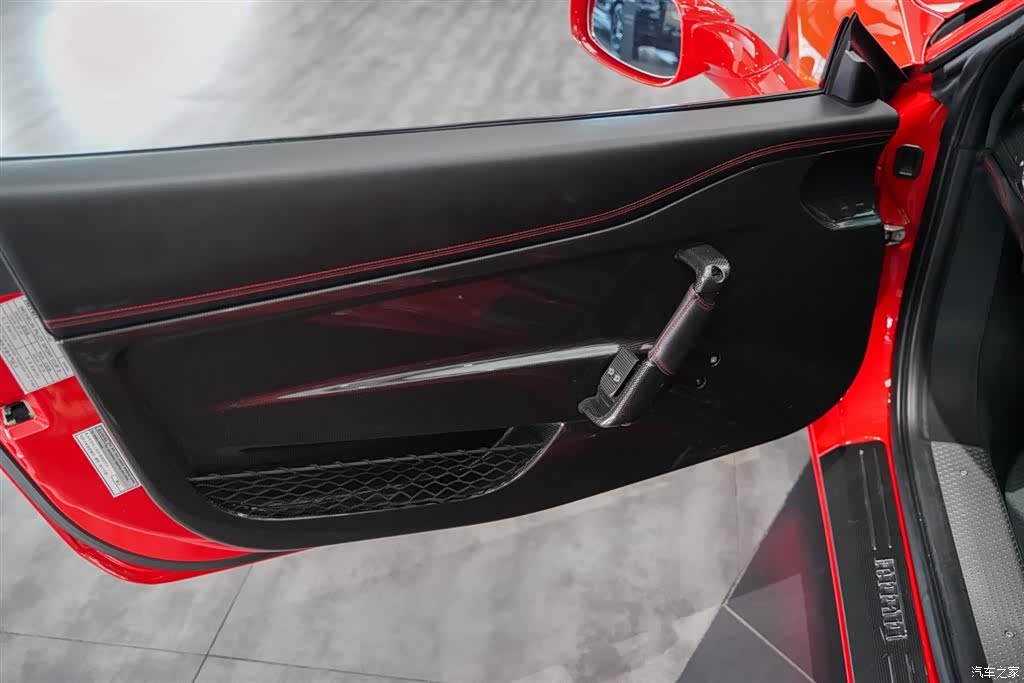 Ferrari 458, 2015 11