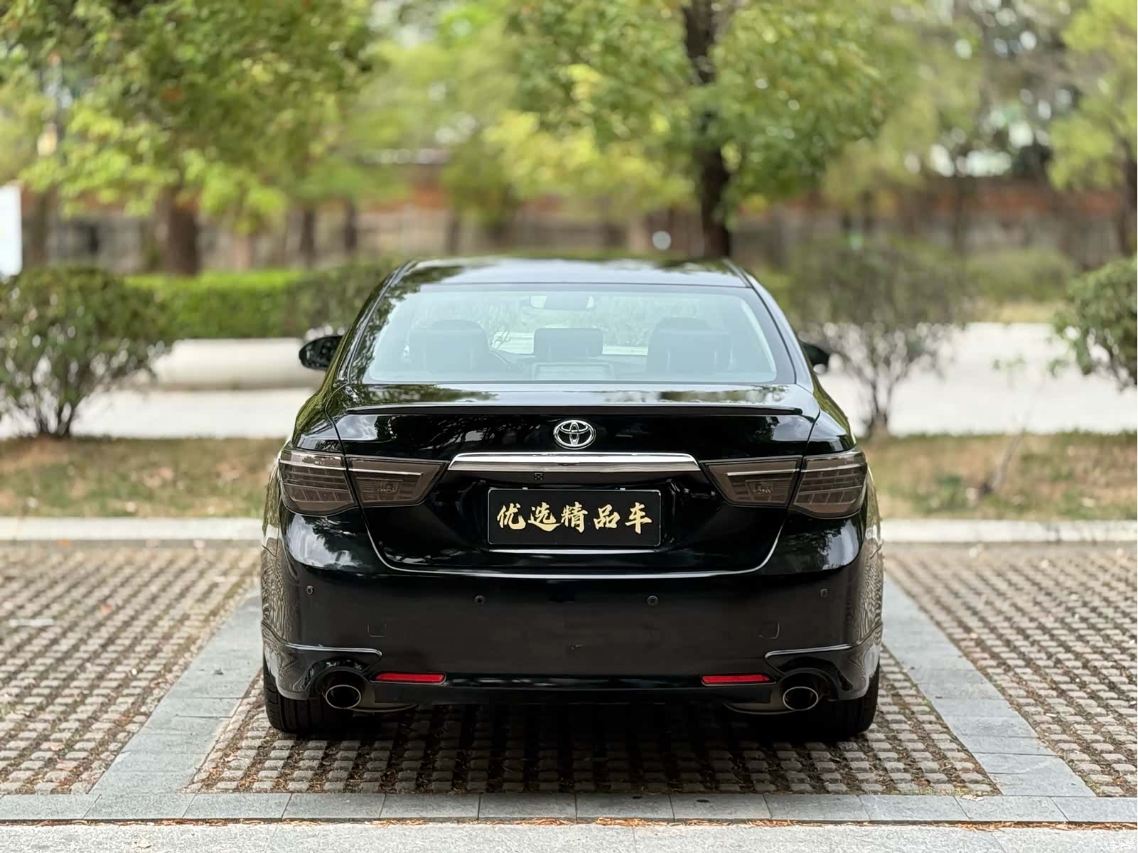 Toyota 2.5V, 2013 8