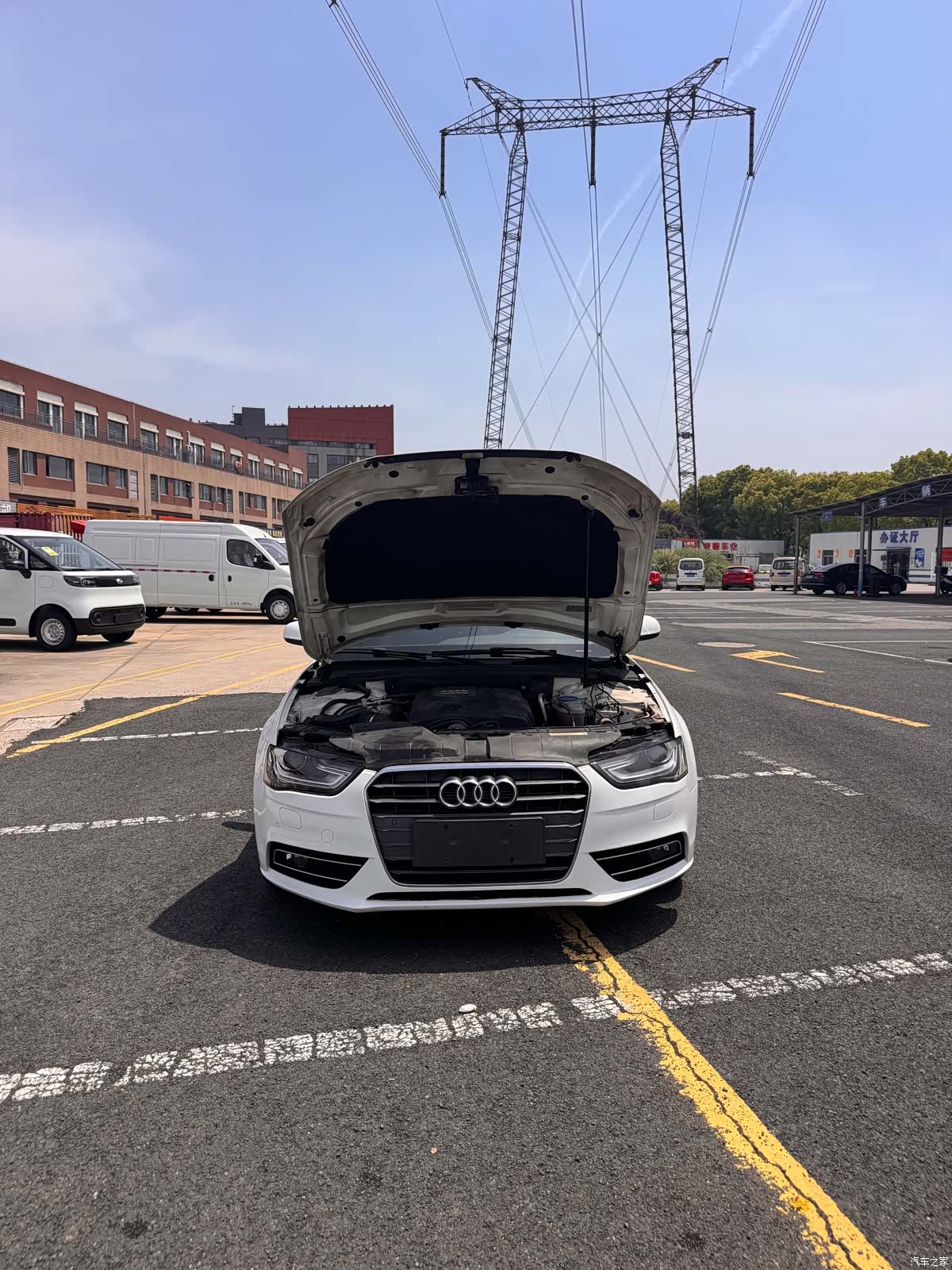 Audi A4L, 2013 15