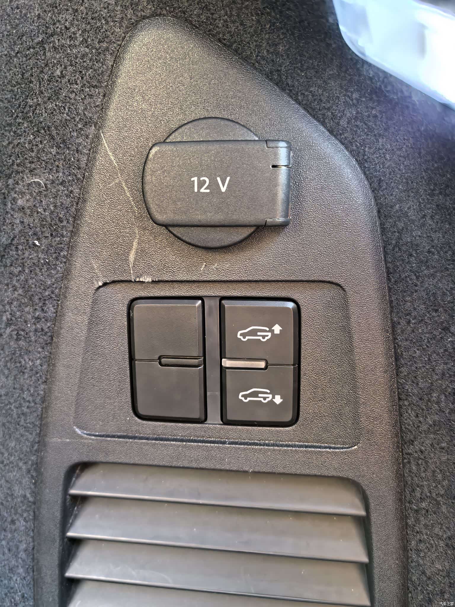 Volkswagen Touareg, 2020 18