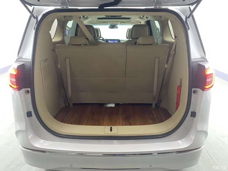 Buick GL8, 2024 20