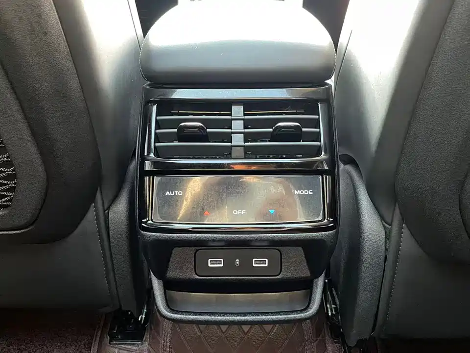 Geely Monjaro