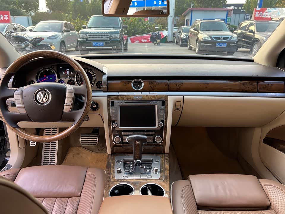Volkswagen Phaeton