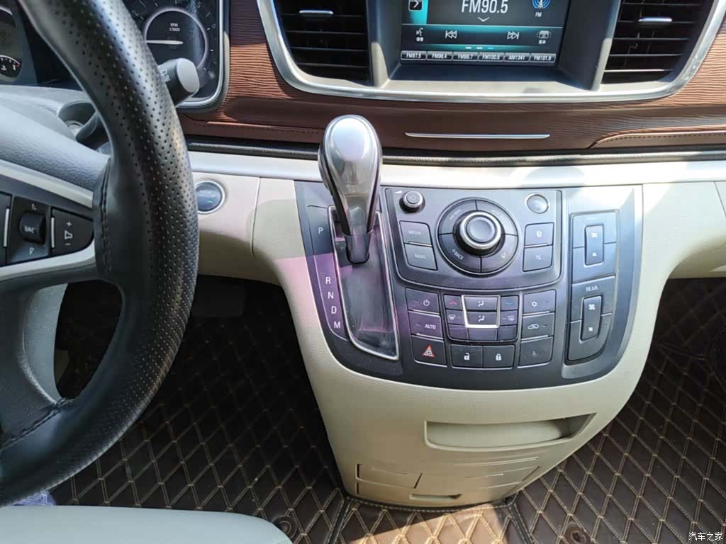 Buick GL8, 2019 14