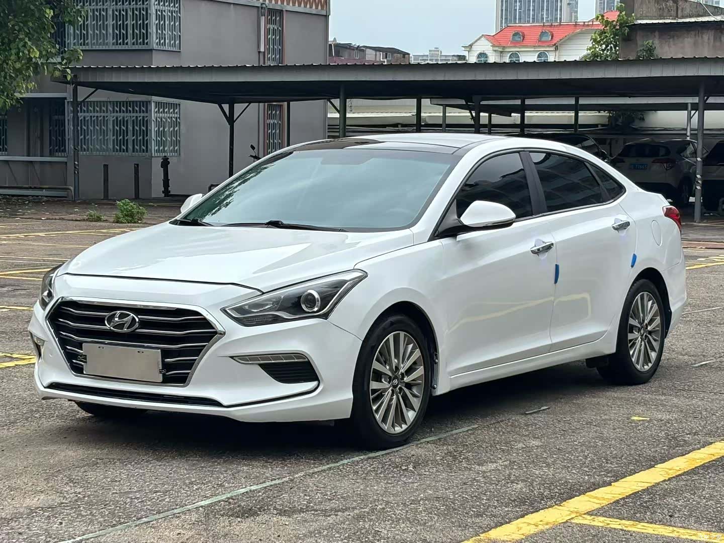 Hyundai GLS, 2018 1