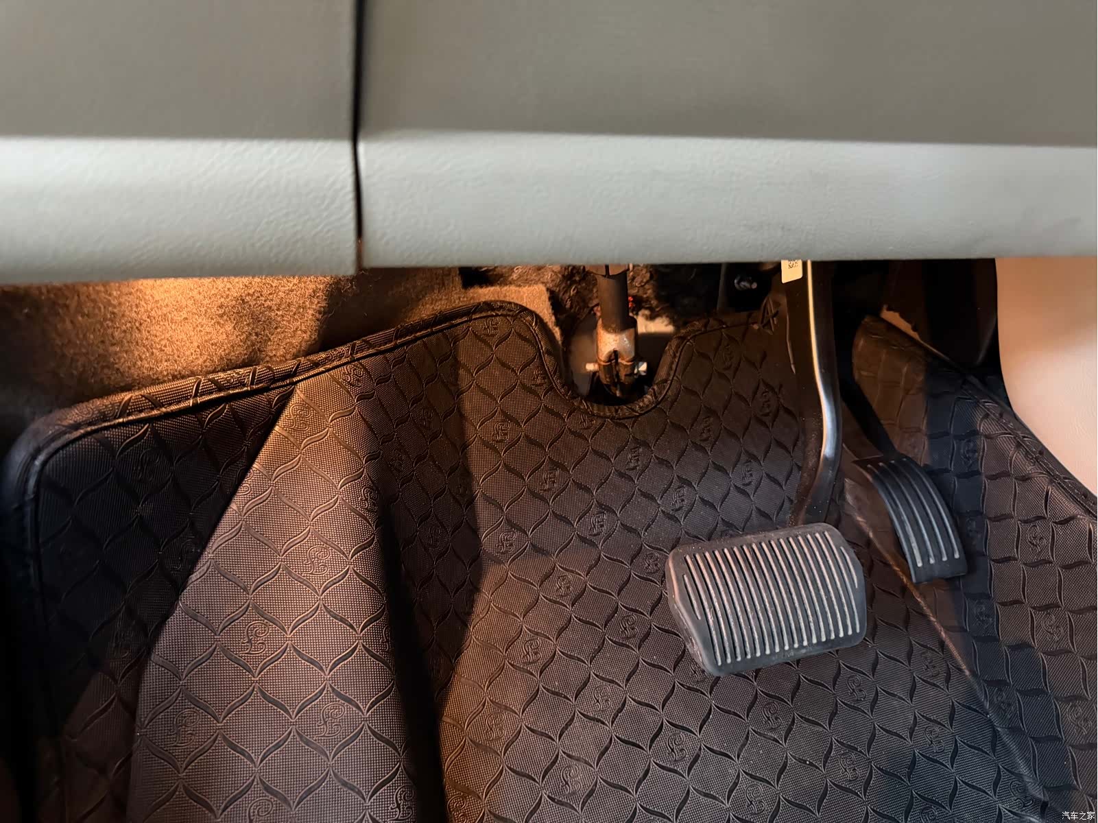 Ford Kuga, 2013 17