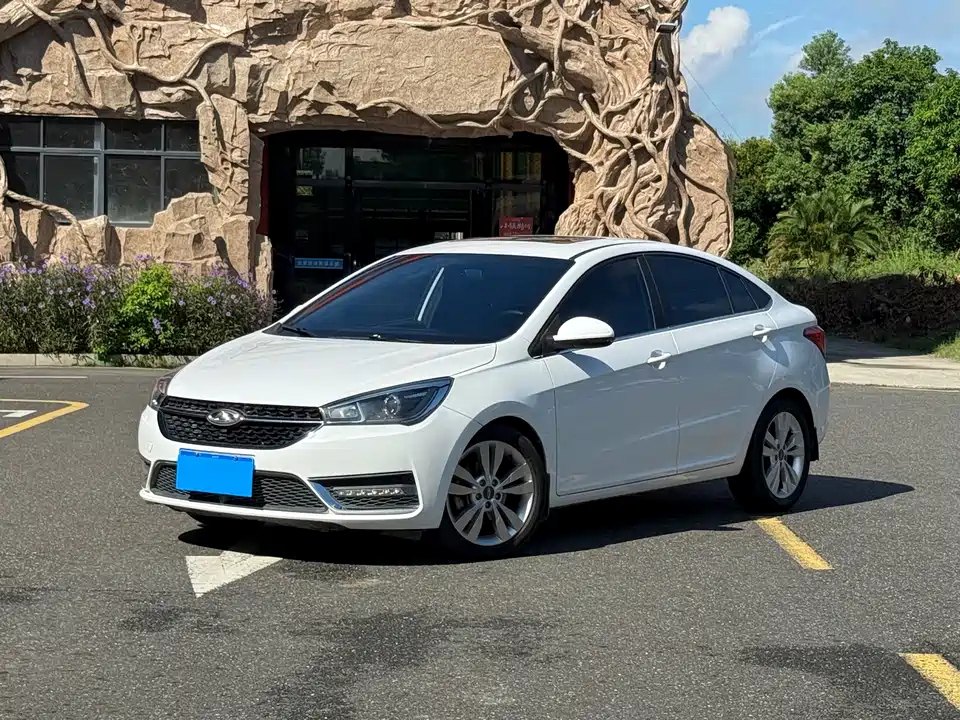 Chery Arrizo 5
