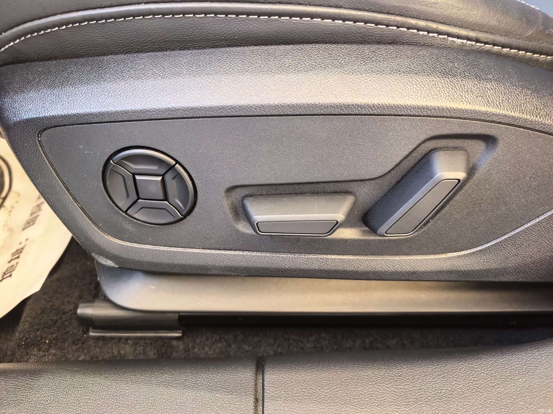 Audi A3, 2023 все фото