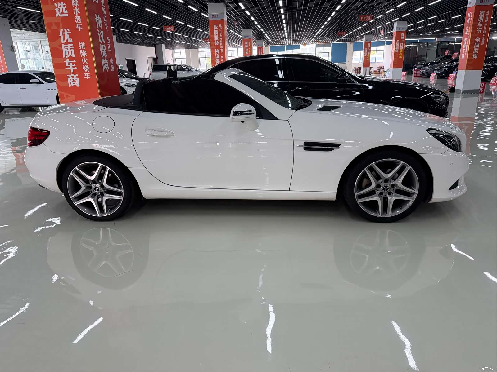 Mercedes-Benz SLC, 2019 3