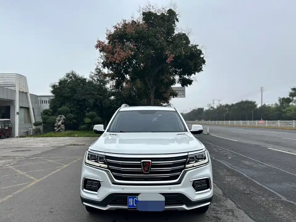 Roewe RX8