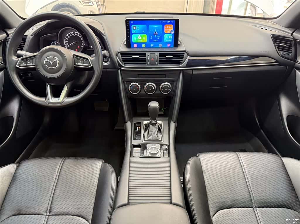 Mazda CX-4, 2023 19