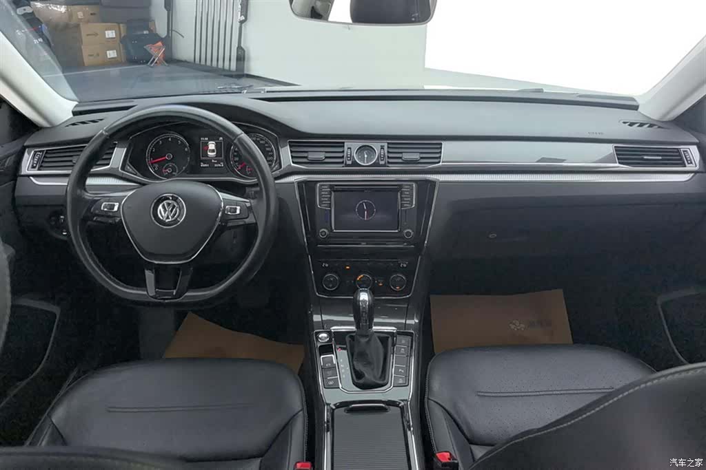 Volkswagen Passat, 2018 12
