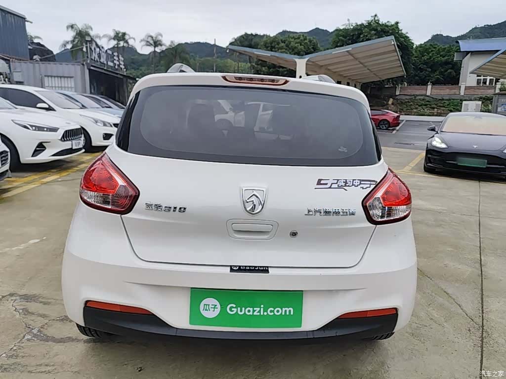 Wuling 310, 2021 6