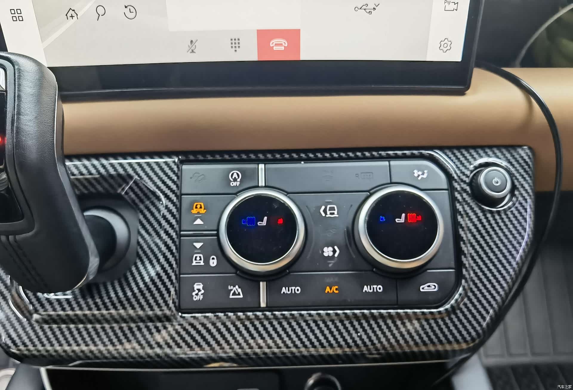 Land Rover Defender, 2022 12
