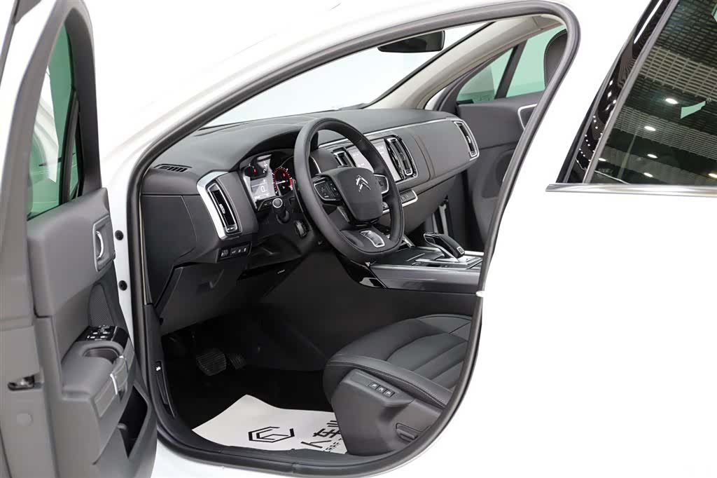 Citroen C6, 2023 все фото