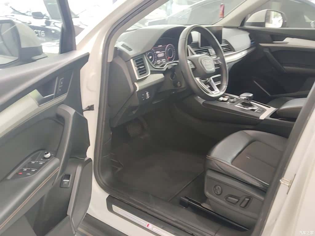 Audi Q5L, 2018 16