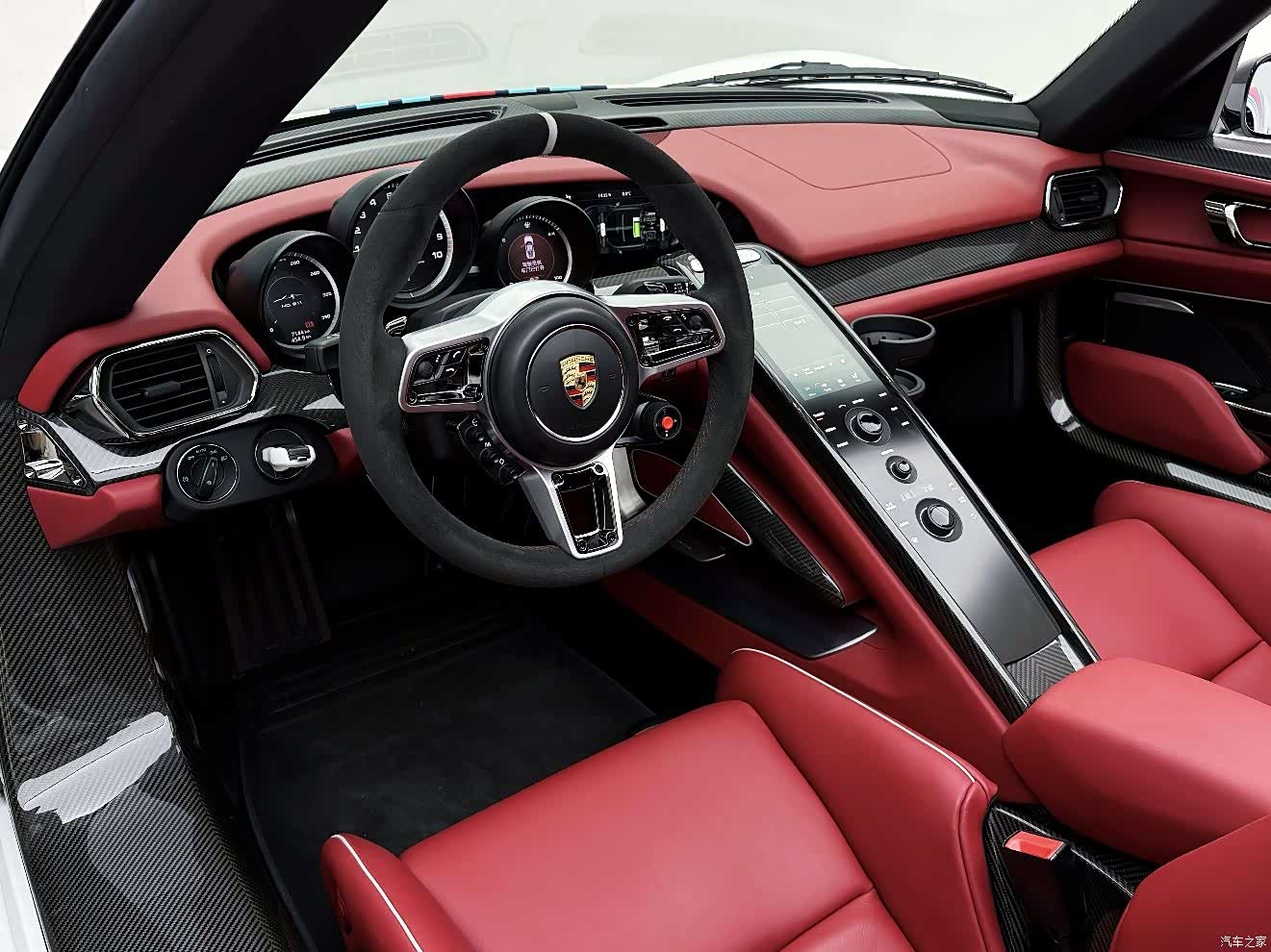 Porsche 918, 2016 19