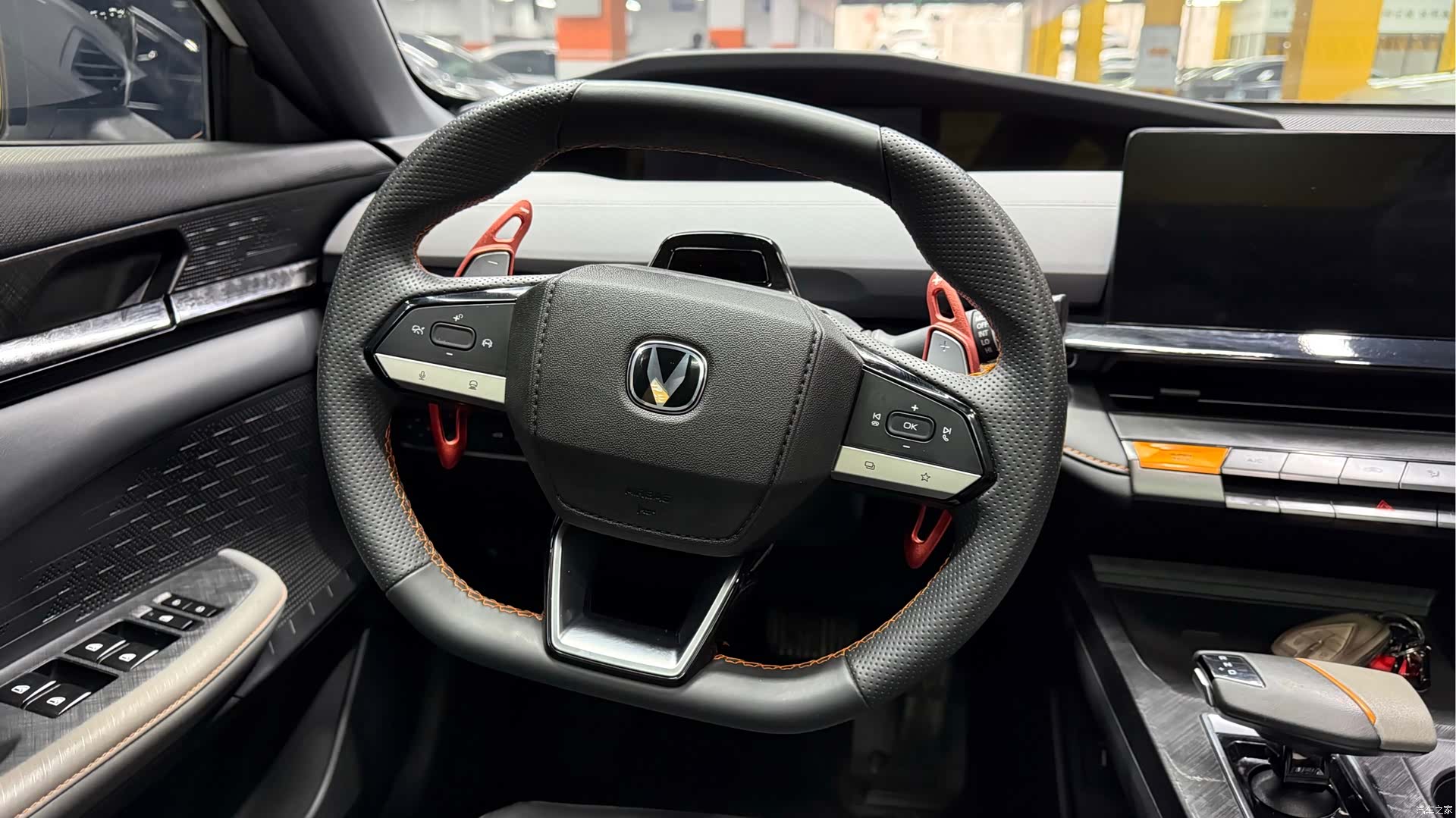 Changan UNI-V, 2023 15