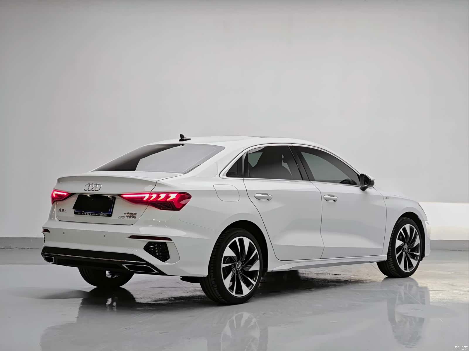 Audi A3, 2022 все фото