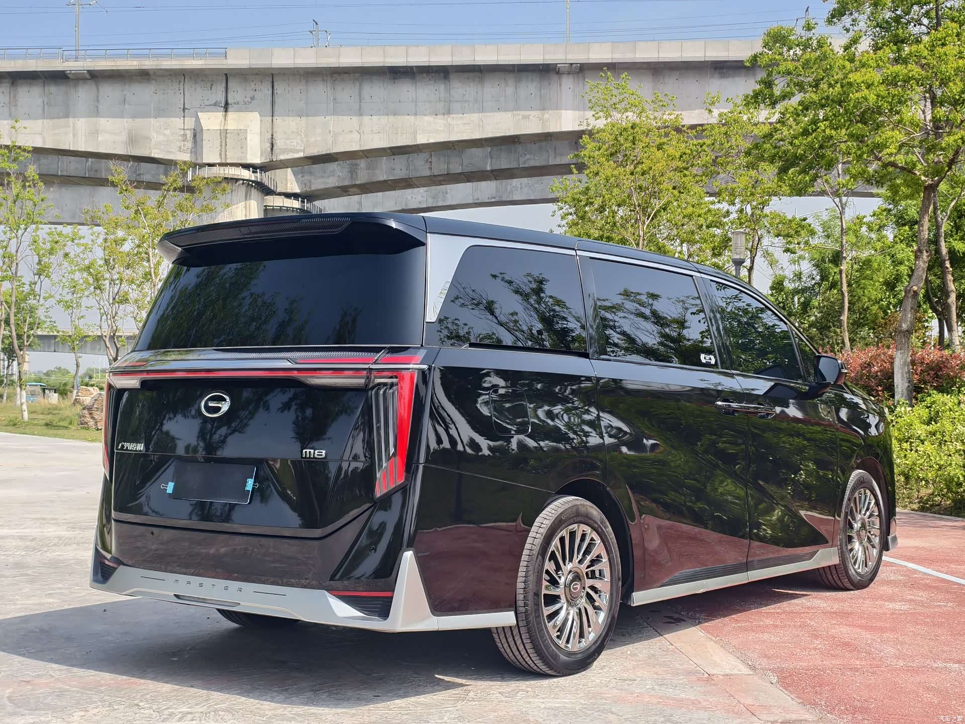 Trumpchi M8, 2025 6