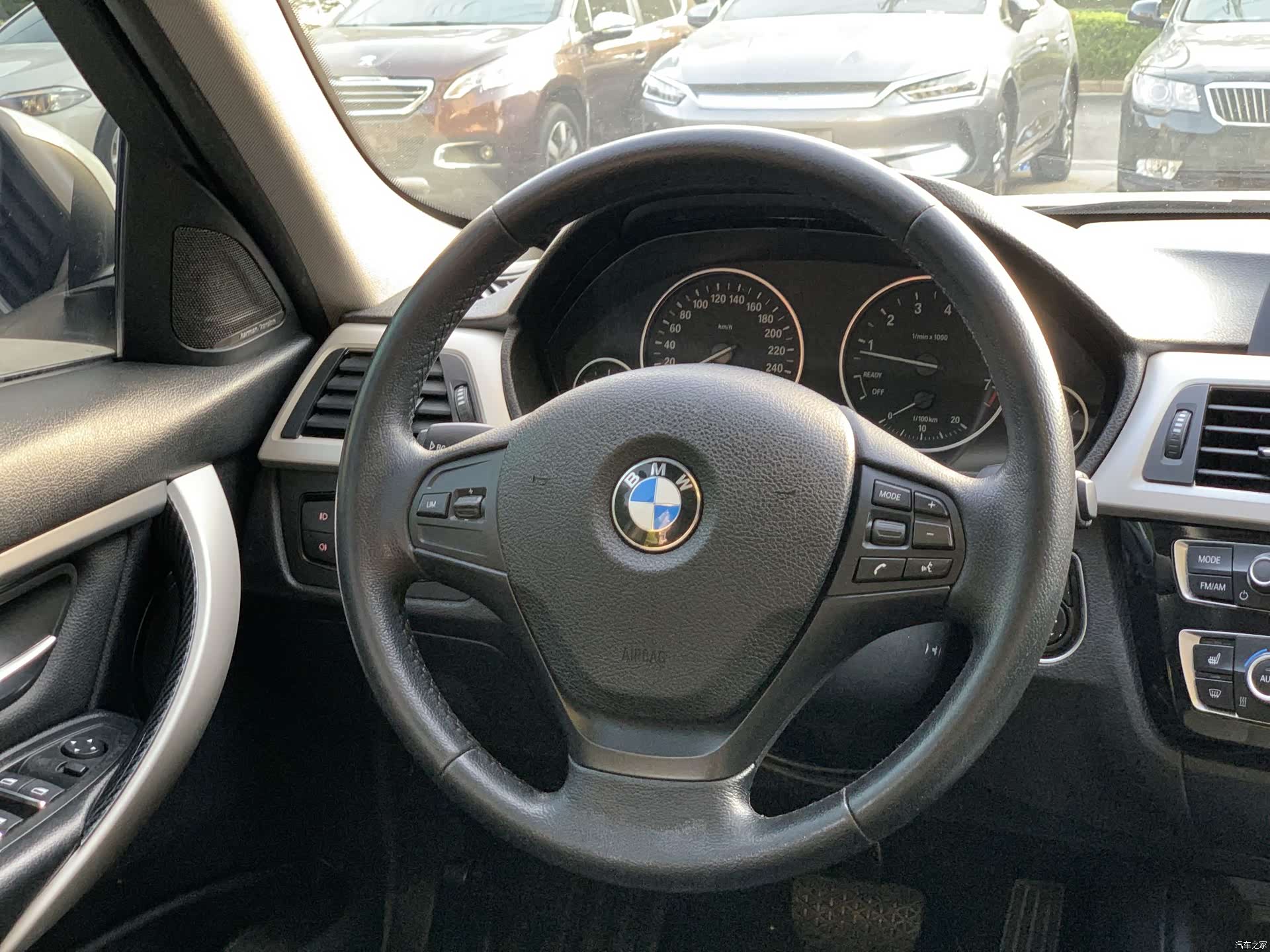 BMW 3 Series, 2016 16