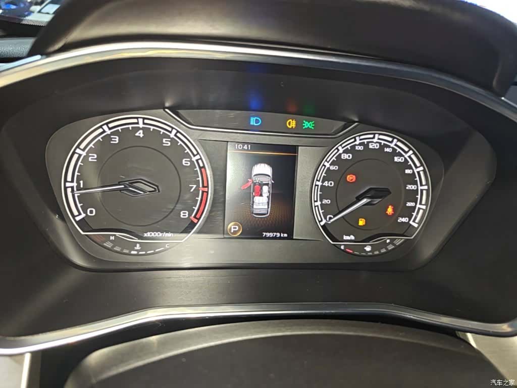 Geely Coolray, 2021 12