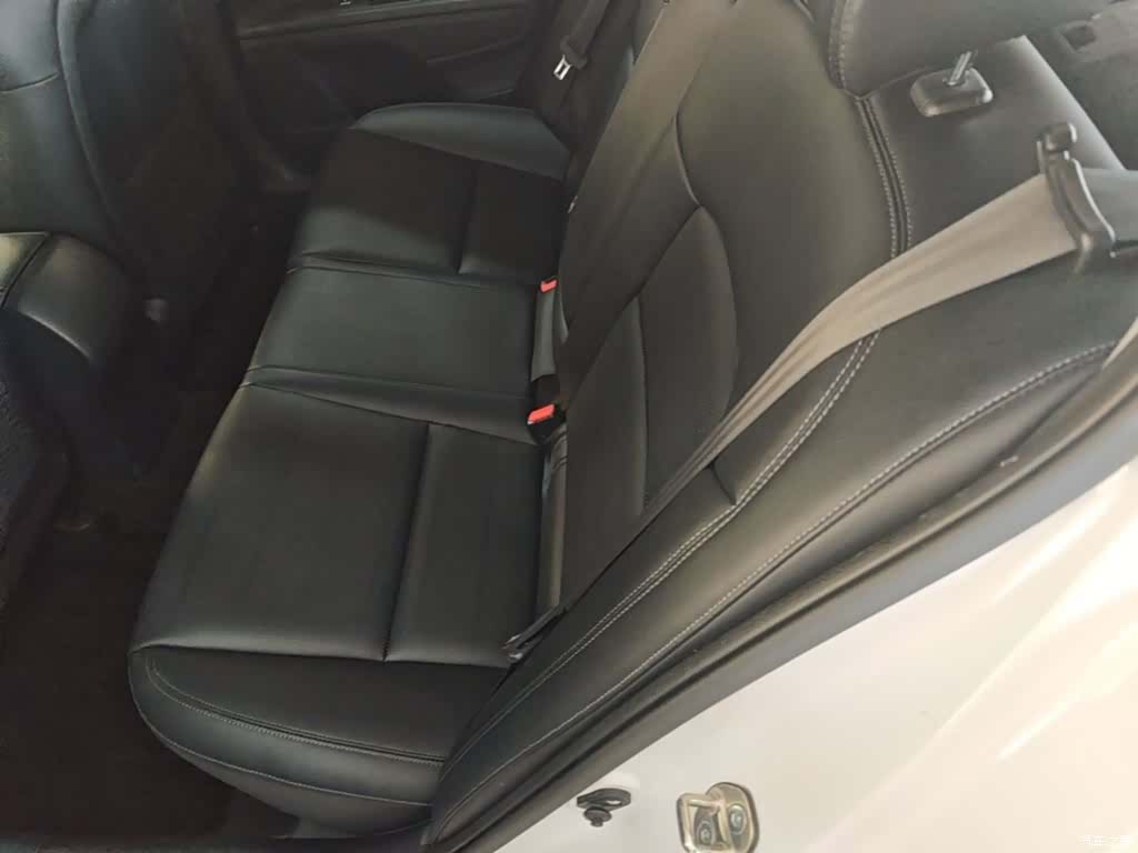 Kia K4, 2015 17