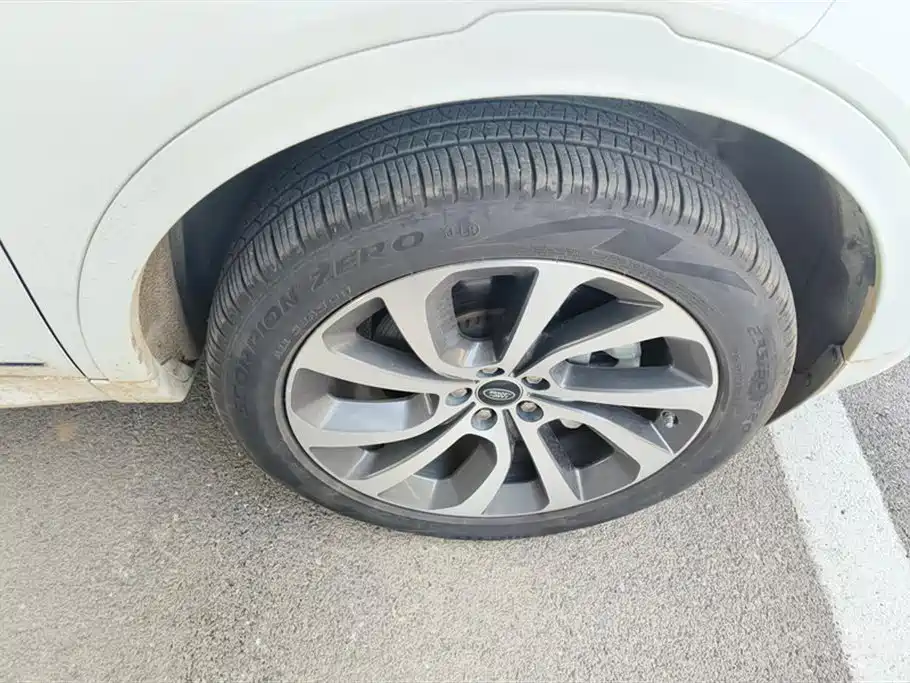 Land Rover Discover sports