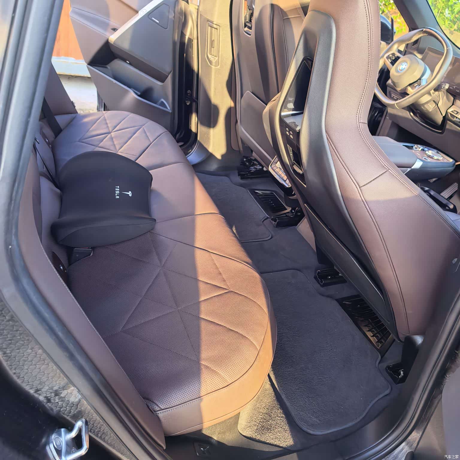 BMW iX, 2023 11