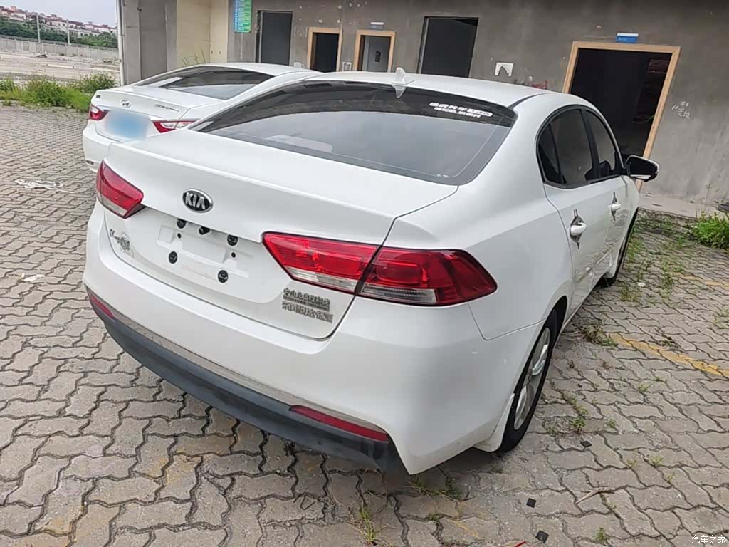 Kia K4, 2015 7