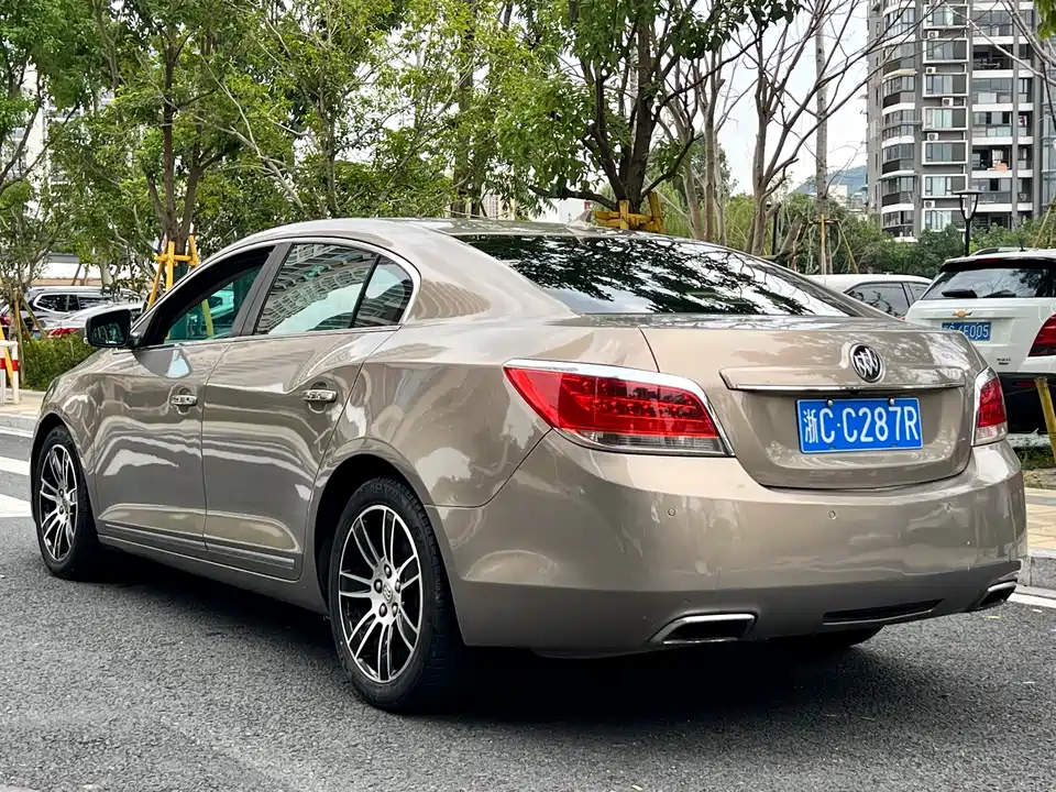 Buick Lacrosse