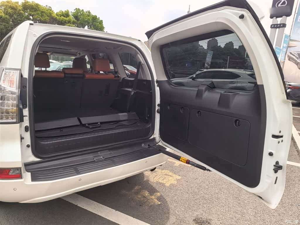 Lexus GX, 2015 19