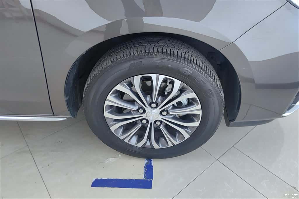 Buick GL8, 2023 6