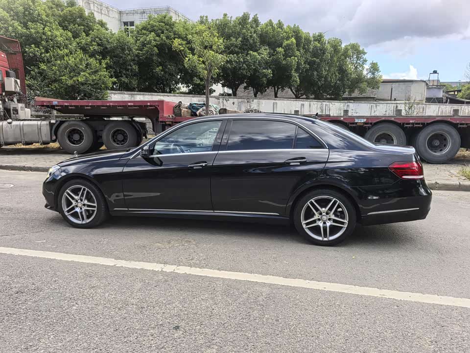 Mercedes-Benz E-class Mercedes-Benz E-class